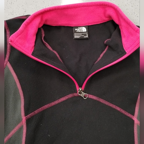 The North Face 1/4 Zip Fleece Pull Over sweater Girls L Black & Pink Lightweight - Picture 7 of 13
